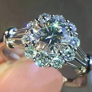 Dazzling Silver Women's Ring with Crystal Accents